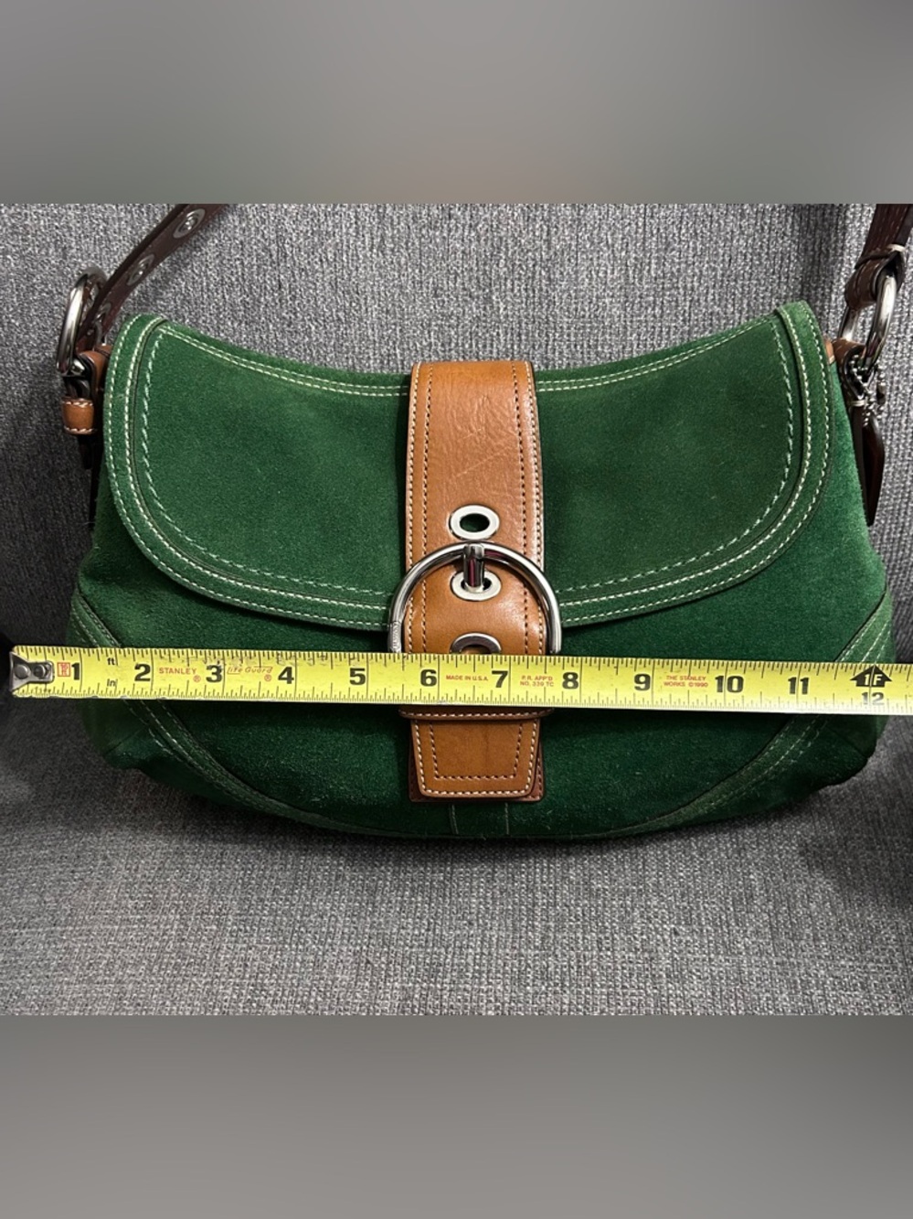 Coach Vintage Soho Green Suede Shoulder Bag with Tan Leather Trim - Picture 9 of 11